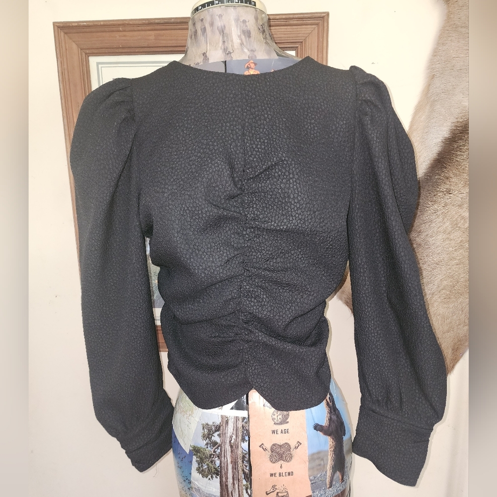 Astr Black Ruched Puff Sleeve Blouse